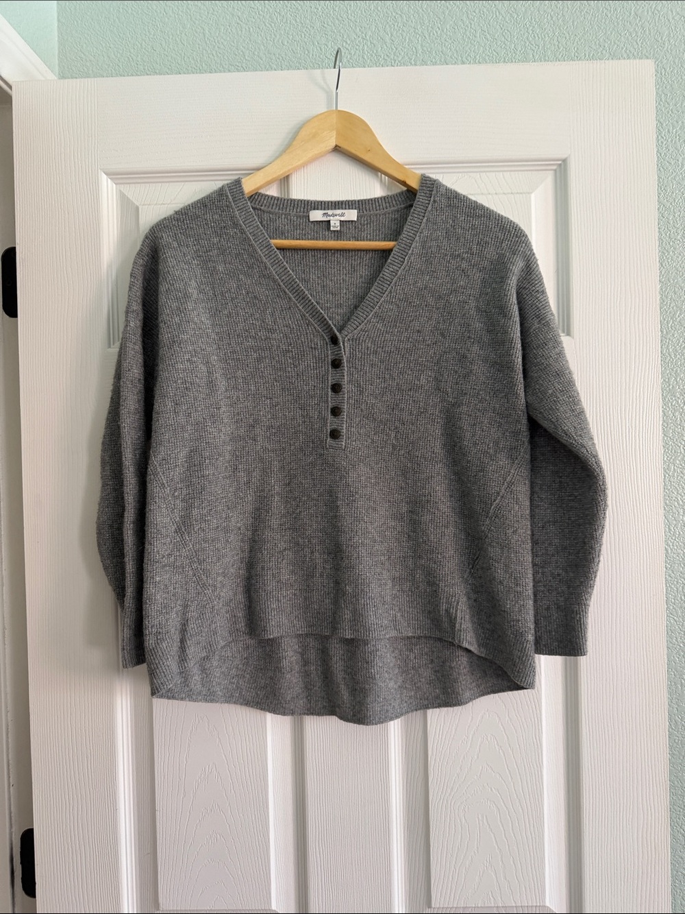 Madewell Gray V-Neck Button Pullover Sweater